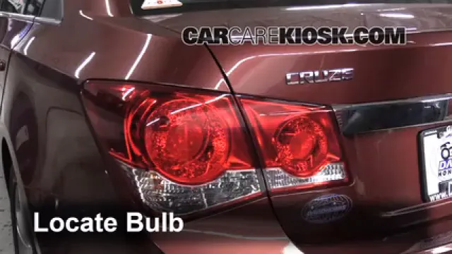 2013 Chevrolet Cruze LT 1.4L 4 Cyl. Turbo Luces Luz trasera (reemplazar foco)